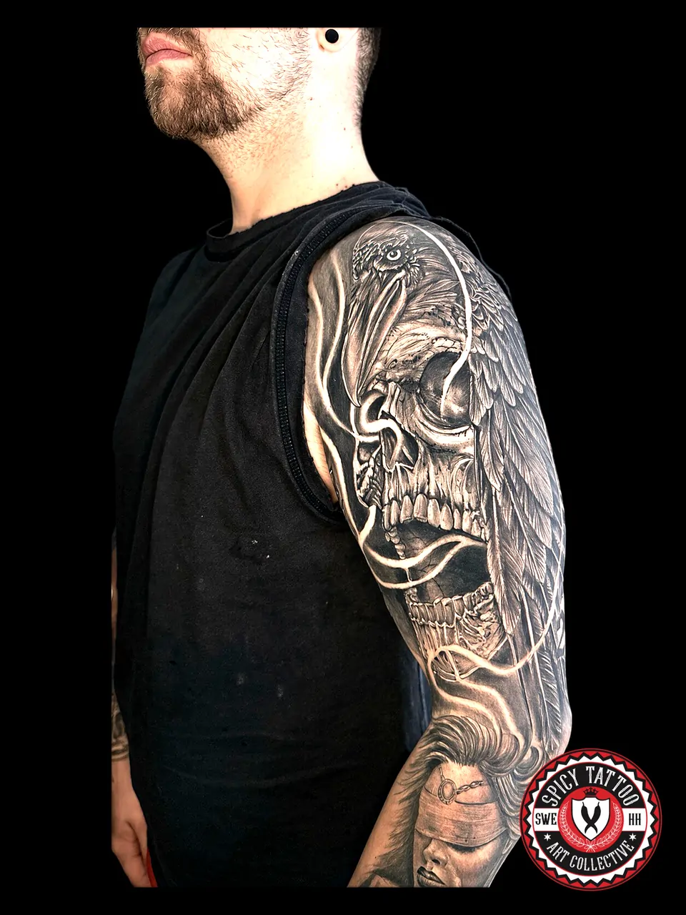 Black & Grey Skull Sleeve – Spicy Tattoo Hamburg